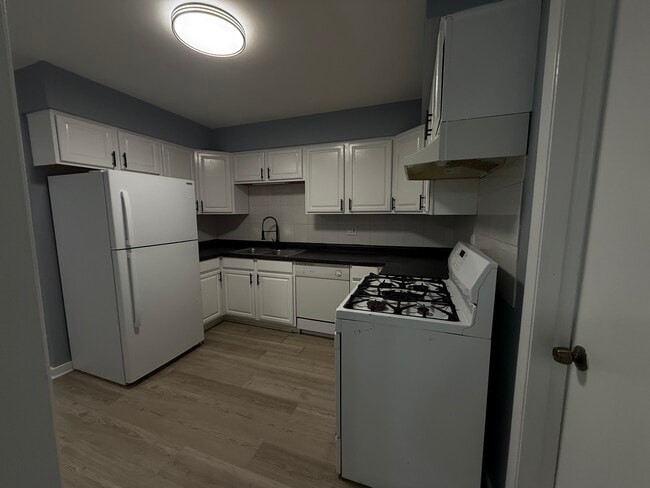 Building Photo - 44 N King Arthur Ct