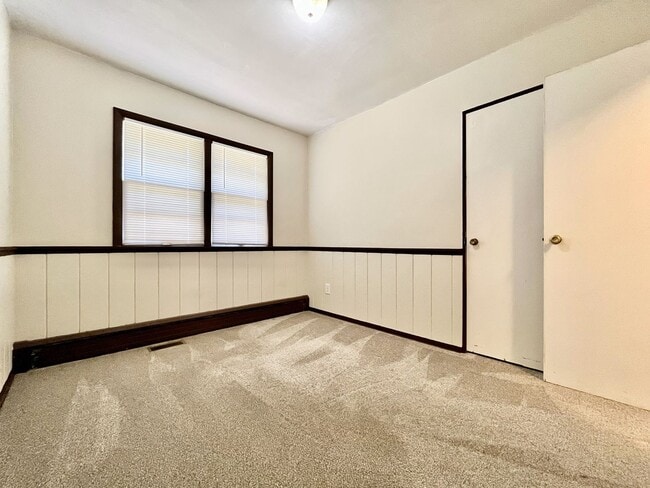 Building Photo - Four Bedroom Home in Grandville