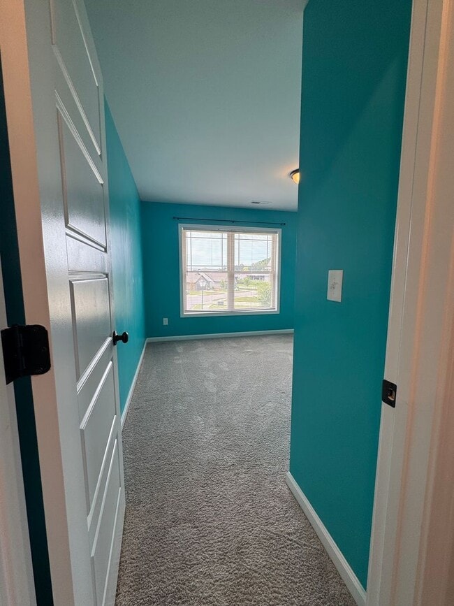 Building Photo - 203 Rye Cir