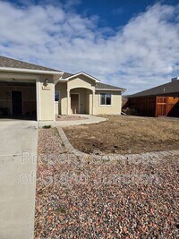 Building Photo - 3154 Glendam Drive