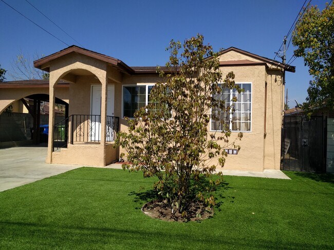 Building Photo - Acala Ave