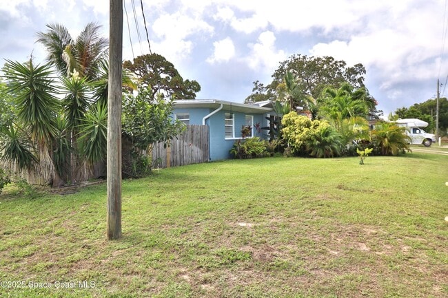 Building Photo - 3681 Rio Vista Way