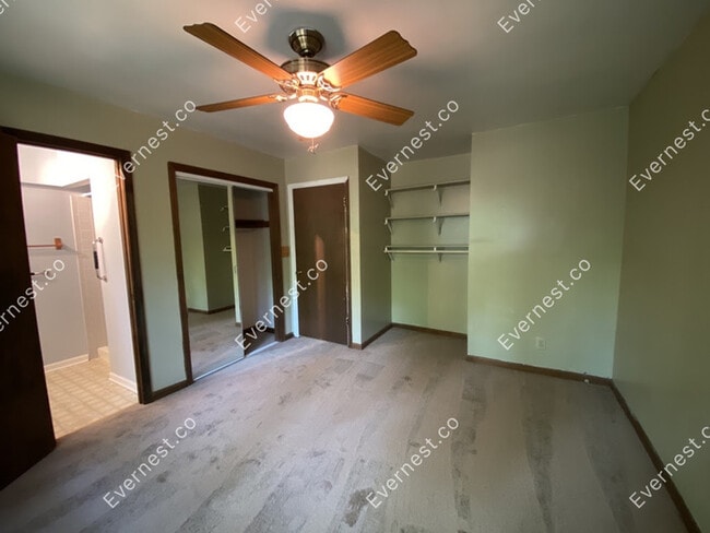 Building Photo - 13408 Wilderness Park Dr
