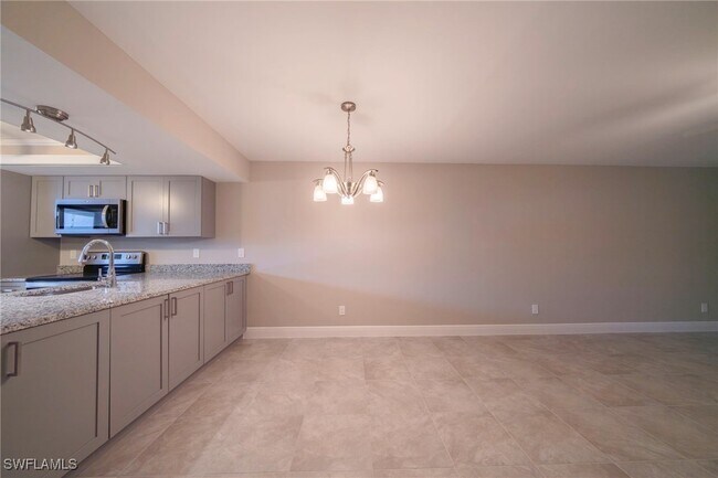 Building Photo - 17456 Woodland Trace Dr