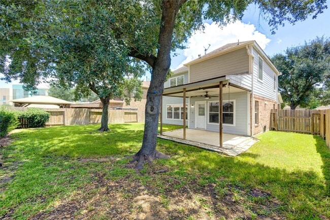 Building Photo - 2115 Sherbrook Park Ln