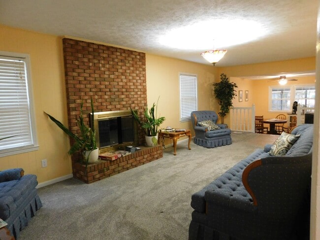 Building Photo - 22580 Hoyle Cir