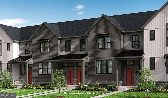 Primary Photo - 104 Larkin Dr