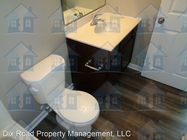 Building Photo - 4 br, 2.5 bath House - 802 Prescot Circle,