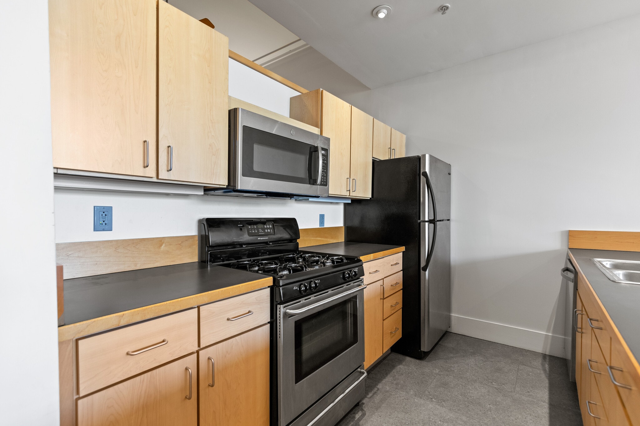 Kitchen - 15 Brown St