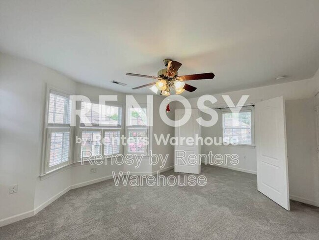 Building Photo - 3932 Cromwell Park Dr