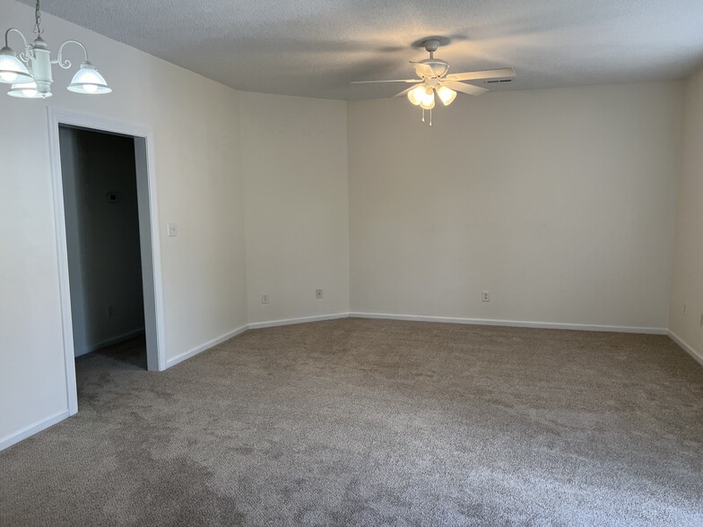 Living Room - 3302 Whitlock Dr N