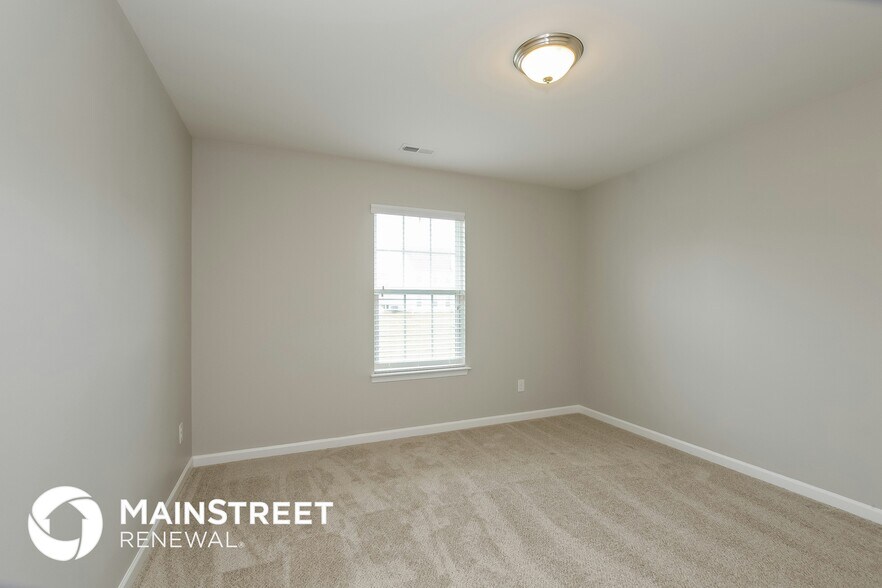 Building Photo - 9336 Bradstreet Commons Way