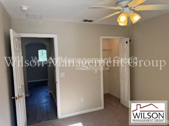 Building Photo - 1232 Willow Branch Dr