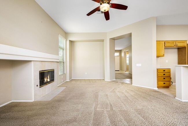 Building Photo - 78462 Palm Tree Ave
