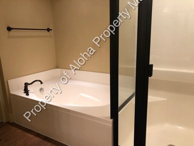 Building Photo - 1250 W Cobblefield Ct
