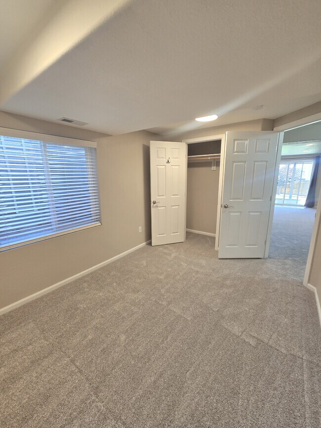 Building Photo - 12237 St Annes Rd