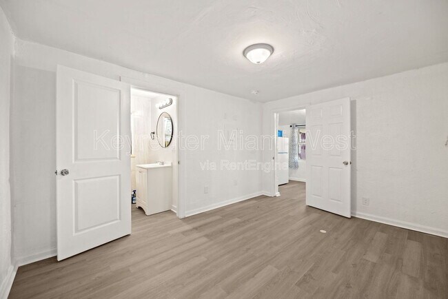 Building Photo - 7772 NW 9th Ave