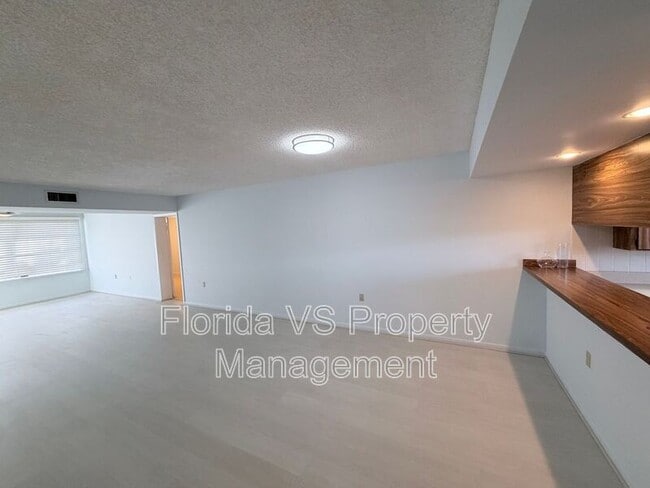 Building Photo - 3511 Village Blvd