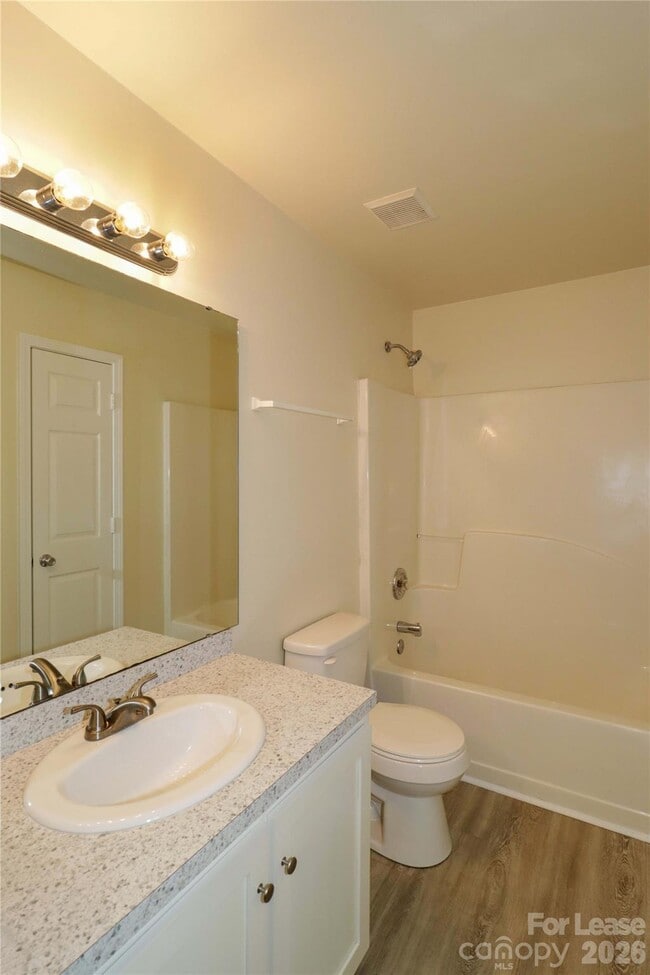 Building Photo - 155 Green Dragon Ct