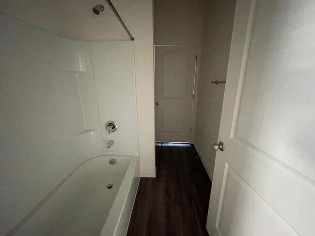 Building Photo - 2395 E Santa Ynez Dr