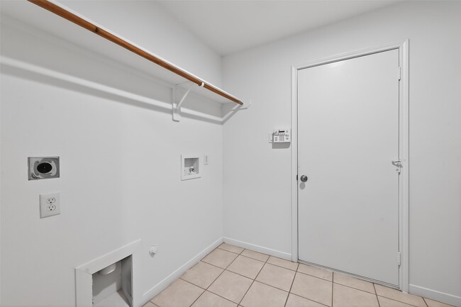 Building Photo - 21907 Willow Downs Dr