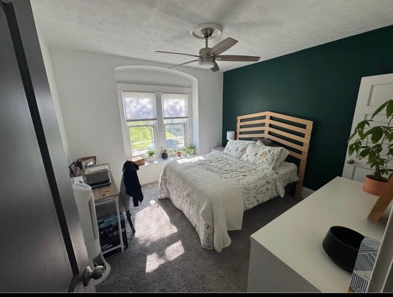 Building Photo - 1566 Newman Ave