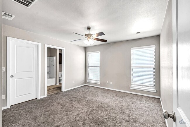 Building Photo - 9115 Ratliff Rdg