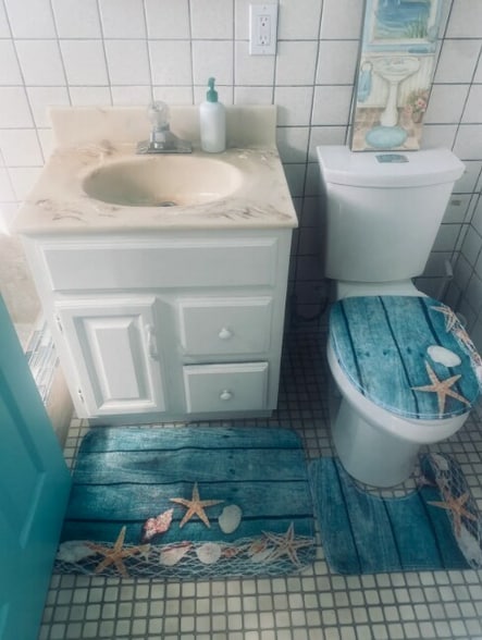 Building Photo - 8871 Belmont St