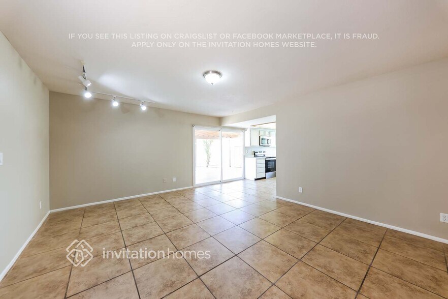 Building Photo - 3340 W Sandra Terrace