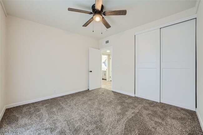 Building Photo - 1414 E Phillips Ave