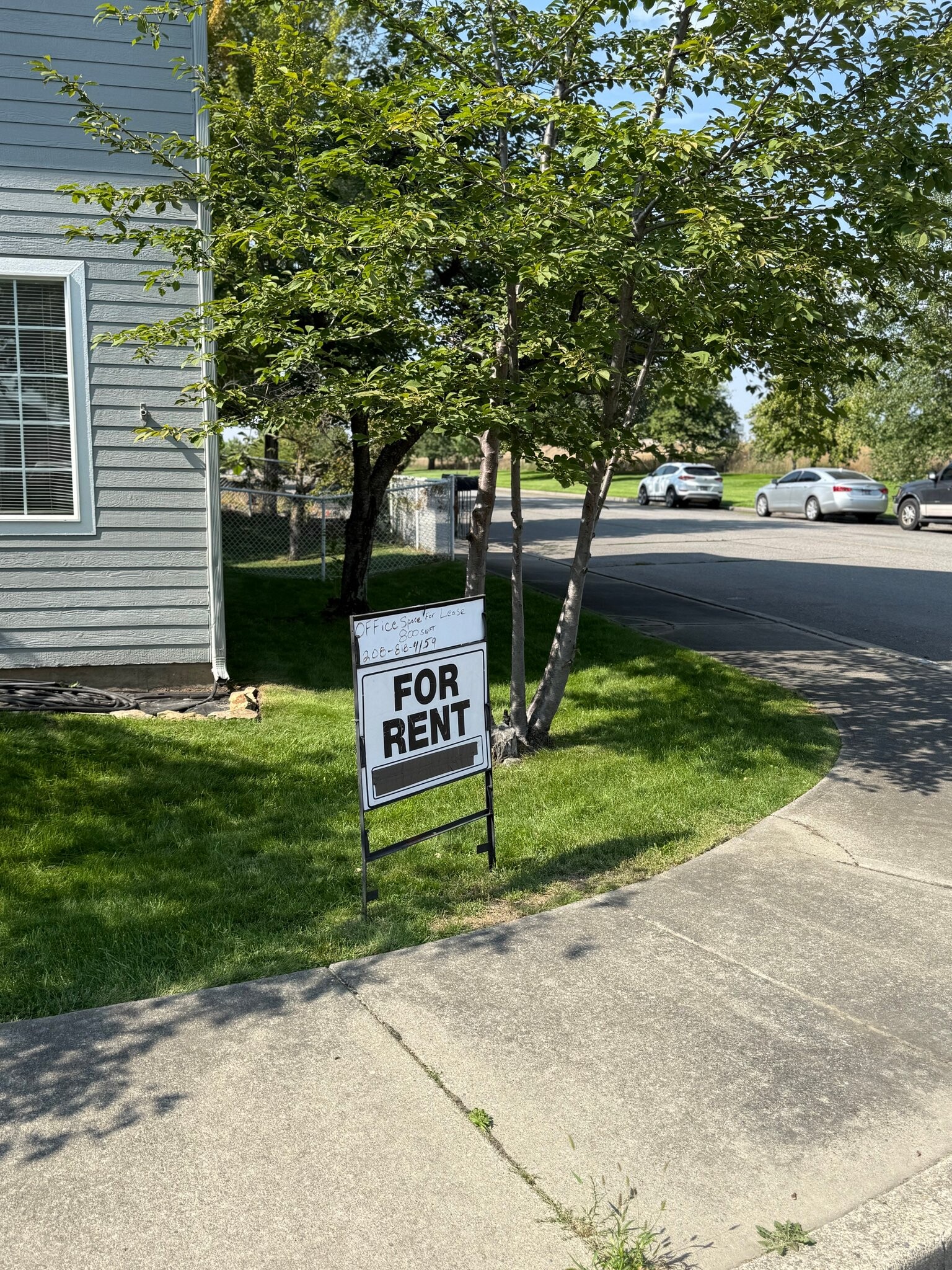 Building Photo - 417 N Henry St