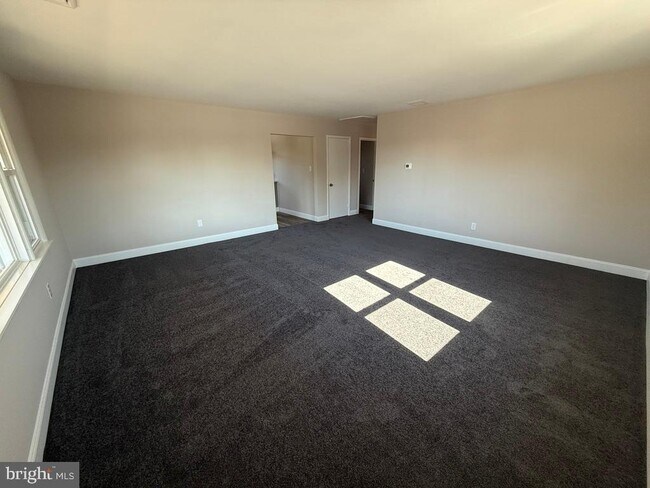 Building Photo - 1396 Hurffville Rd