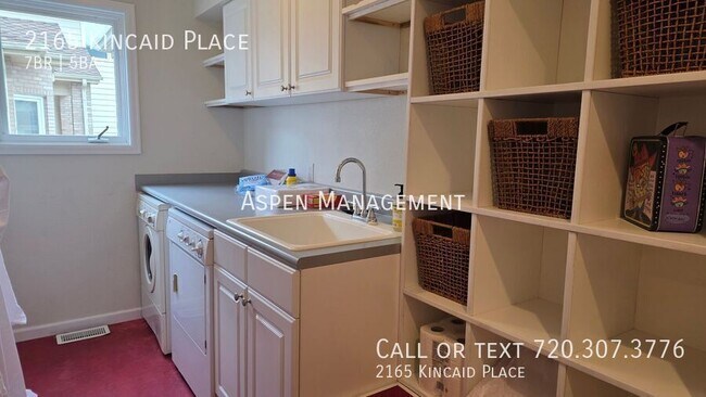 Building Photo - 2165 Kincaid Pl