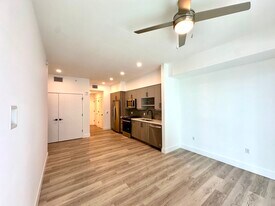 Building Photo - 236 NW 32nd St