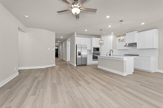 Building Photo - 2002 Bluff Oak Ct