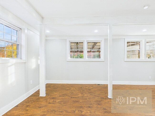 Building Photo - Beautiful 3 Bedroom, 1.5 Bath Home in Pott...