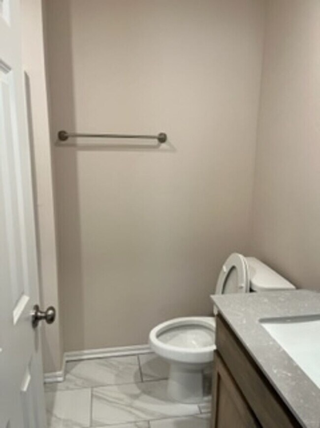 Building Photo - BRAND NEW HOME! First month free!