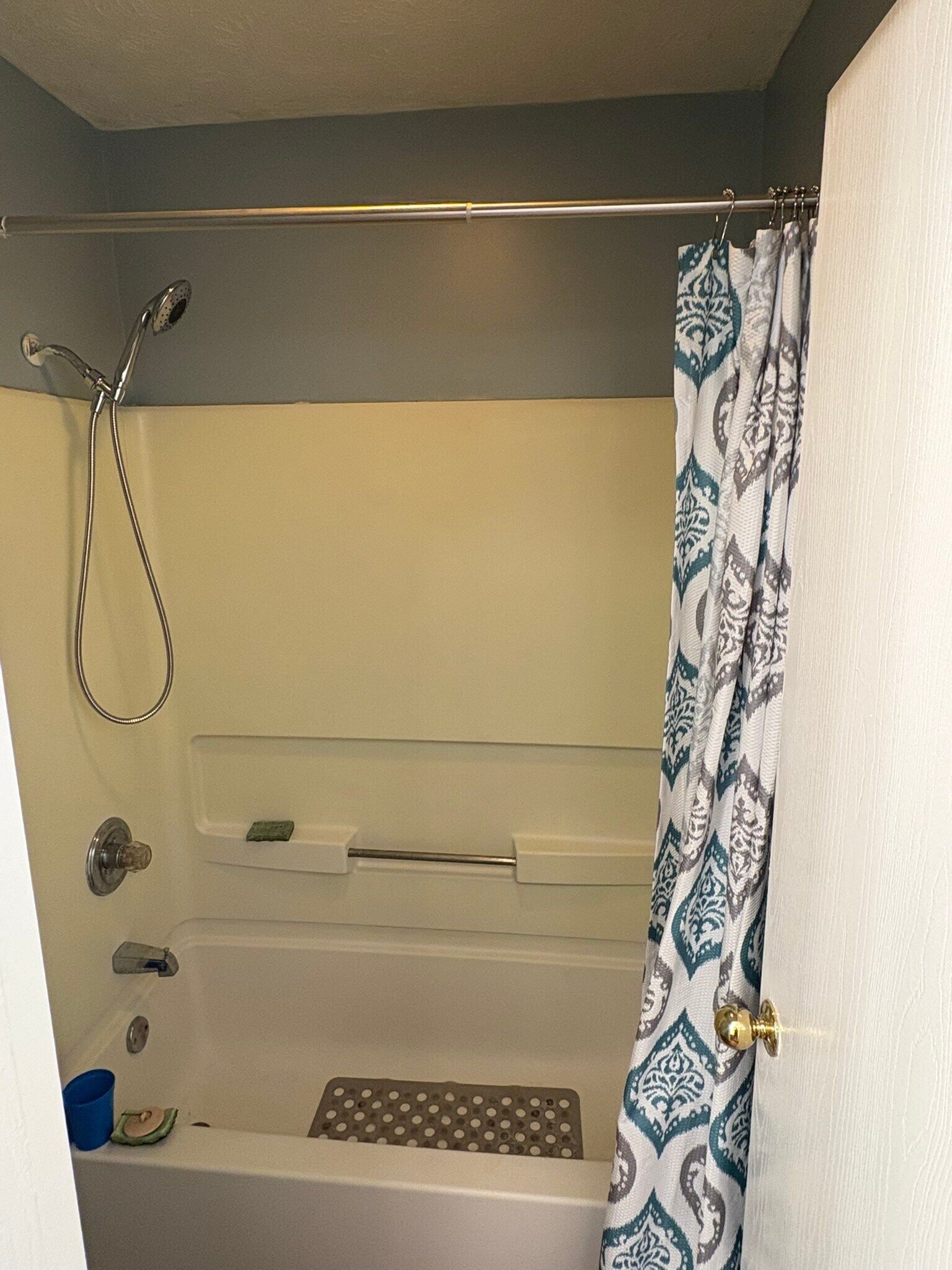 Building Photo - 1835 Carpenter Cir