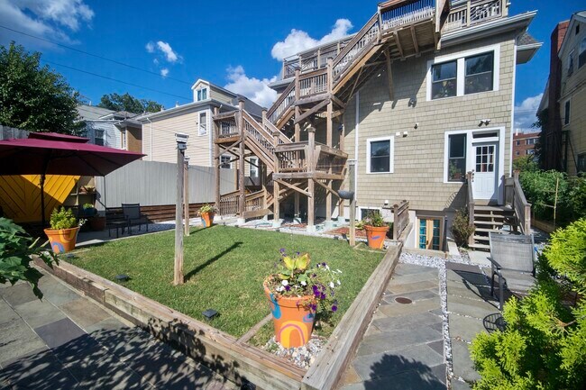 Building Photo - 5506 14th St NW