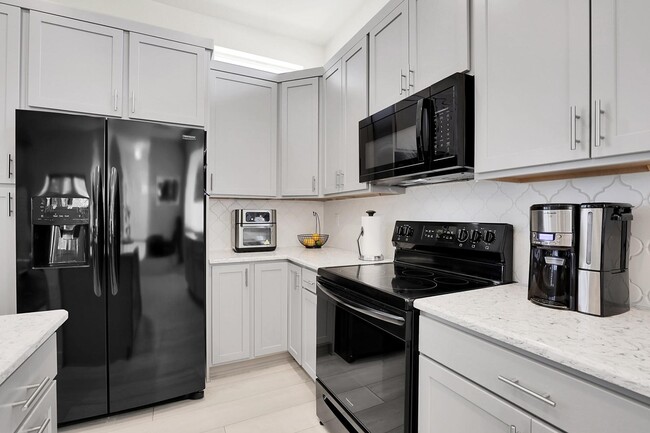 Building Photo - 12258 Hazel Spruce Ct