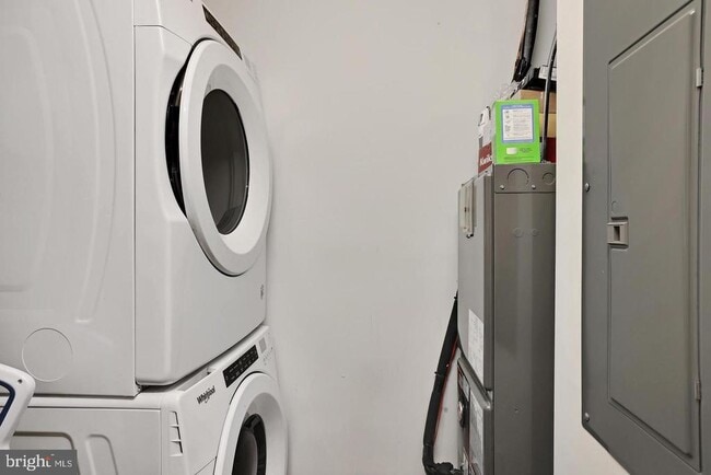 Building Photo - 1469 Florida Ave NW