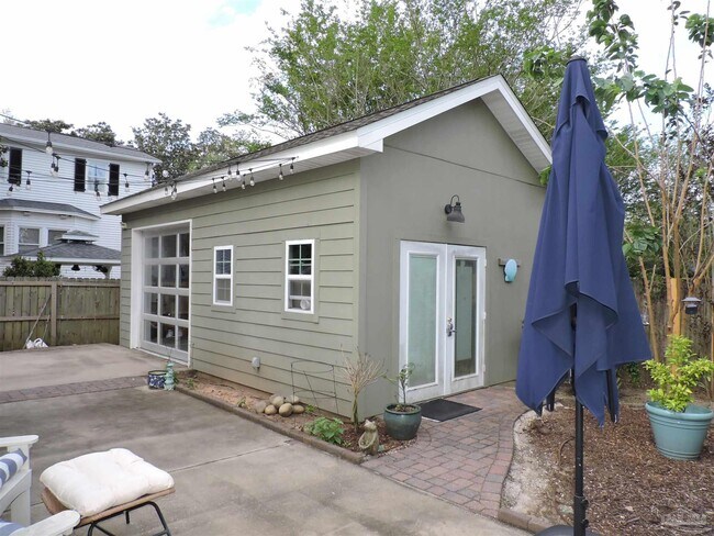 Building Photo - 1531 N 12th Ave