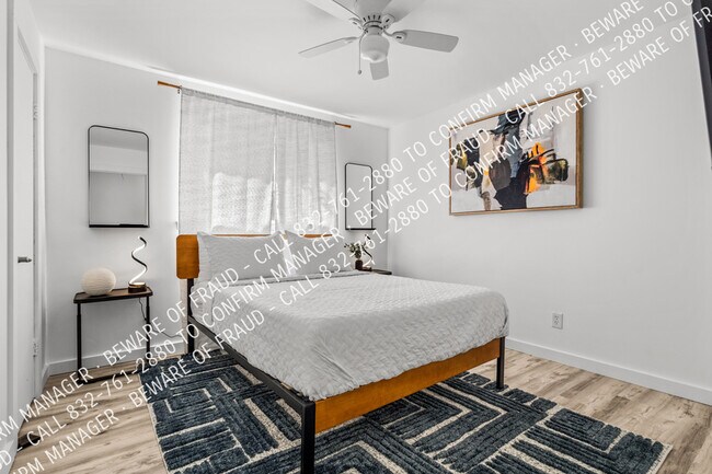 Building Photo - 12811 Pandora Dr
