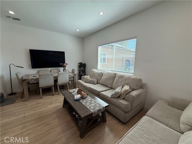 Building Photo - 15513 Andrae Ct