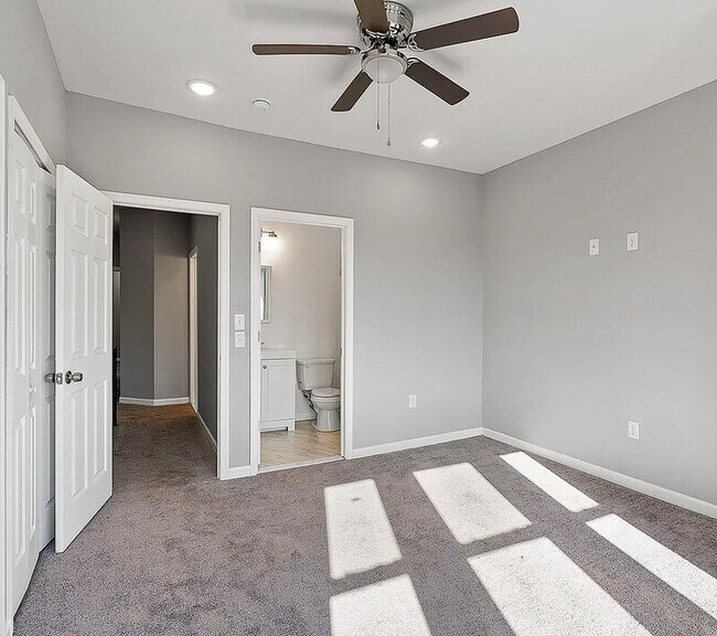 Building Photo - 1754 Georges Ln