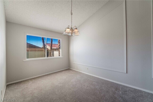 Building Photo - 8705 Isola Dr