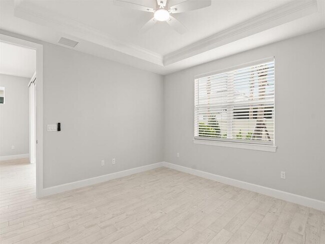 Building Photo - 4501 Nautilus Cir
