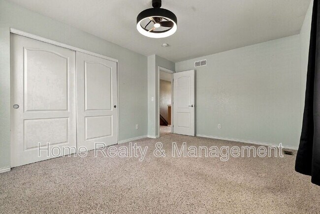 Building Photo - 12236 Kalispell St