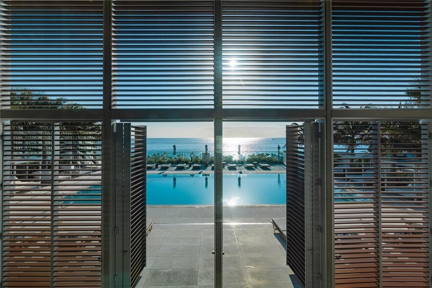 Building Photo - 2000 S Ocean Dr