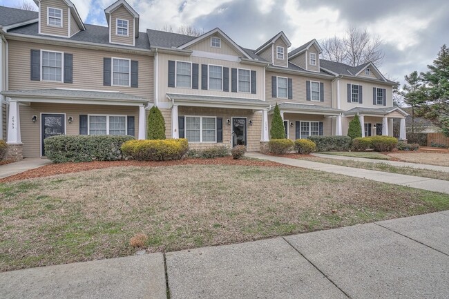 Building Photo - 2567 New Holland Cir